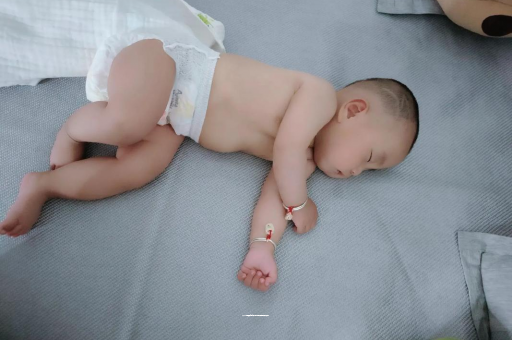 兰州宝宝口水多怎么回事